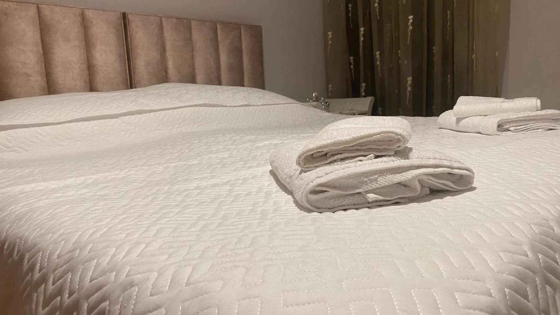 Klik Center Apartment Tirana